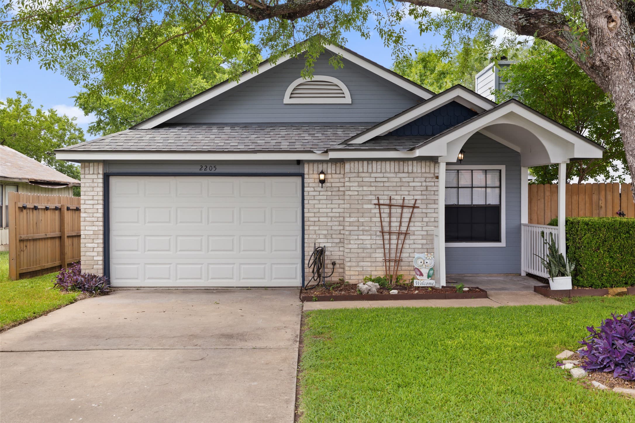 2205 Thornwild Pass