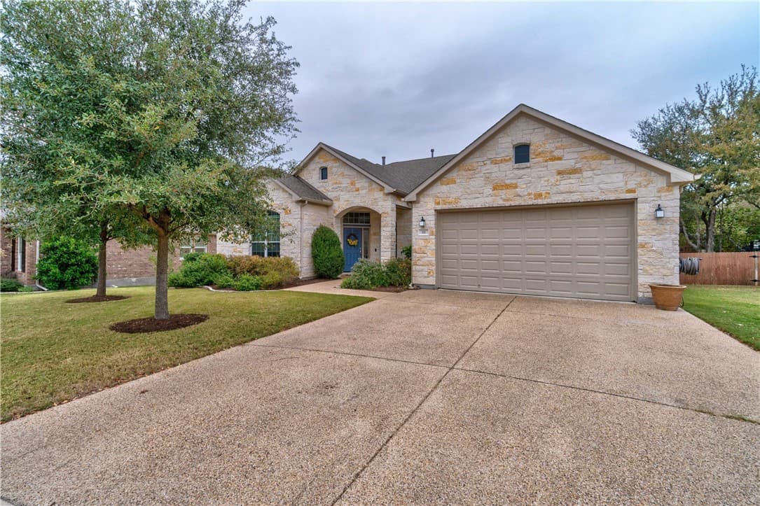 Main property image