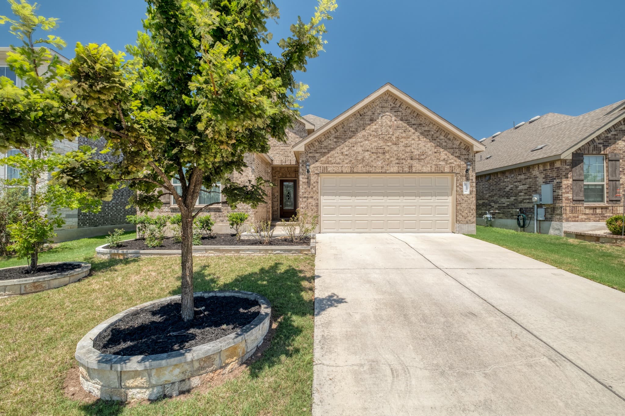 17204 Calipatria Ln