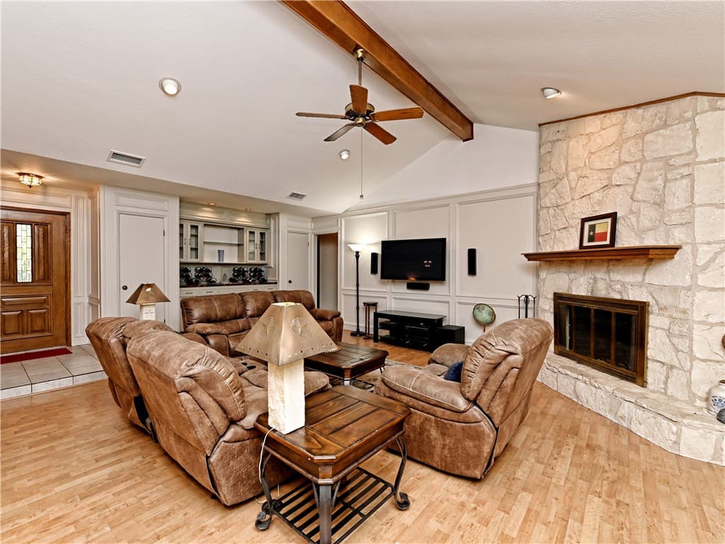 Gallery image 4