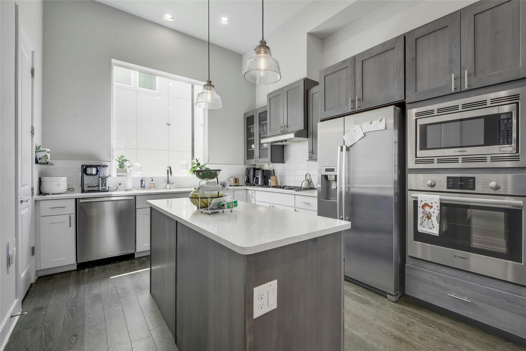 Main property image