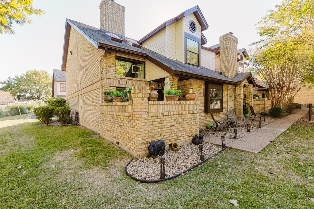 Main property image