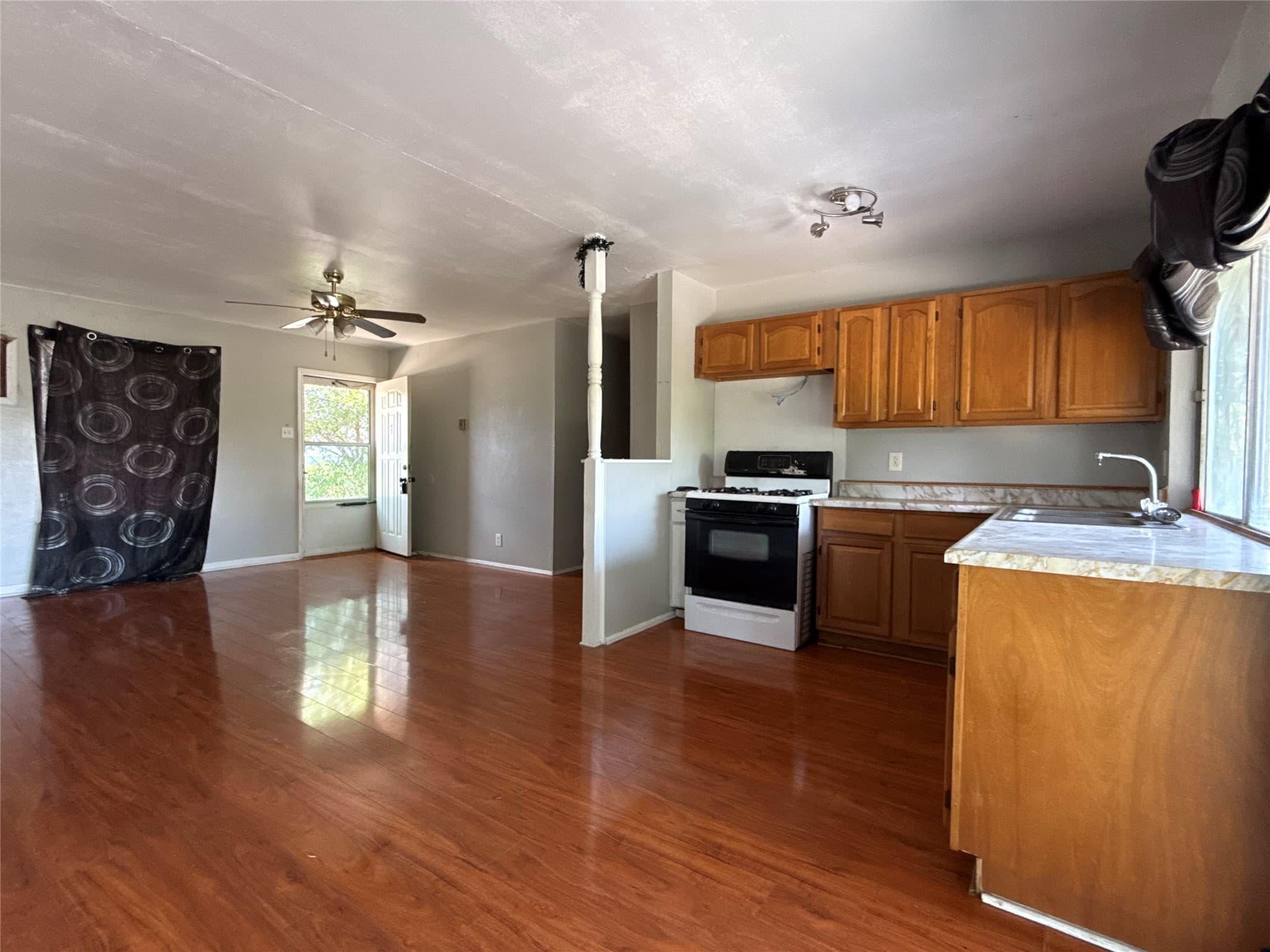 Gallery image 5