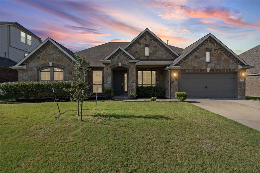 3217 Falconers Way