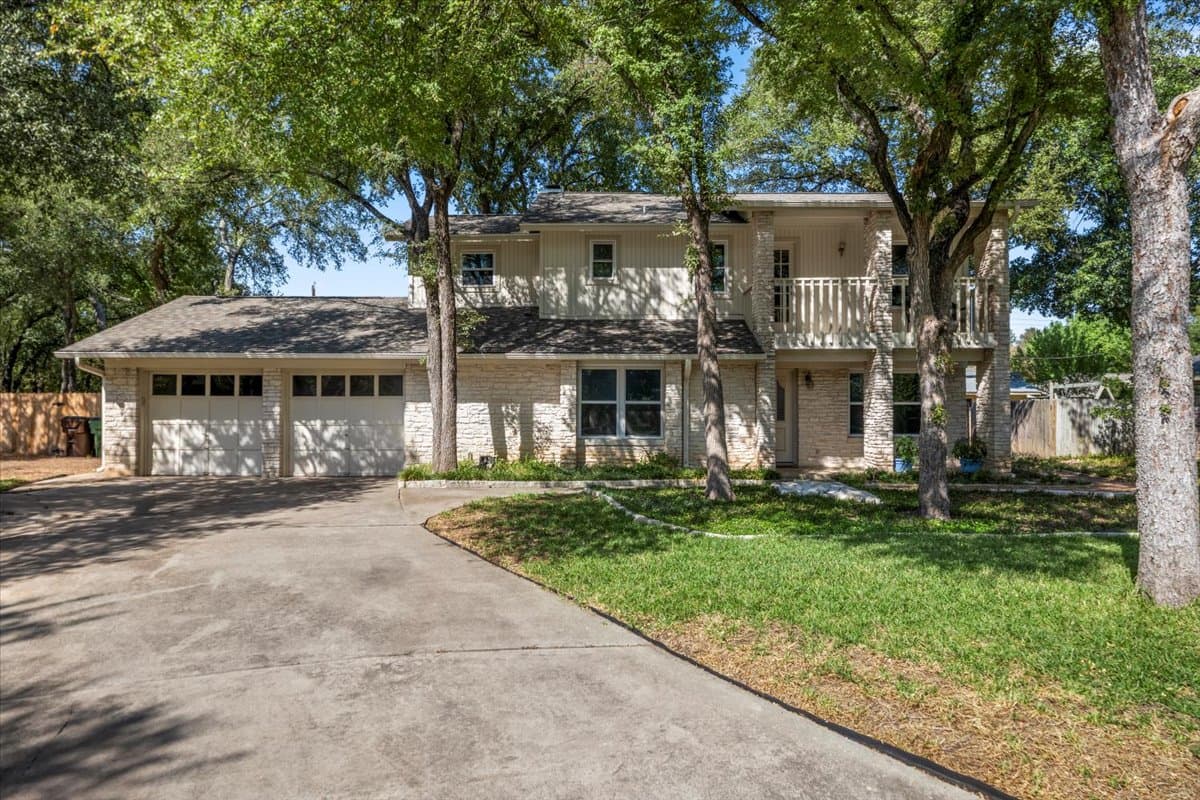 102 Bonwood Dr