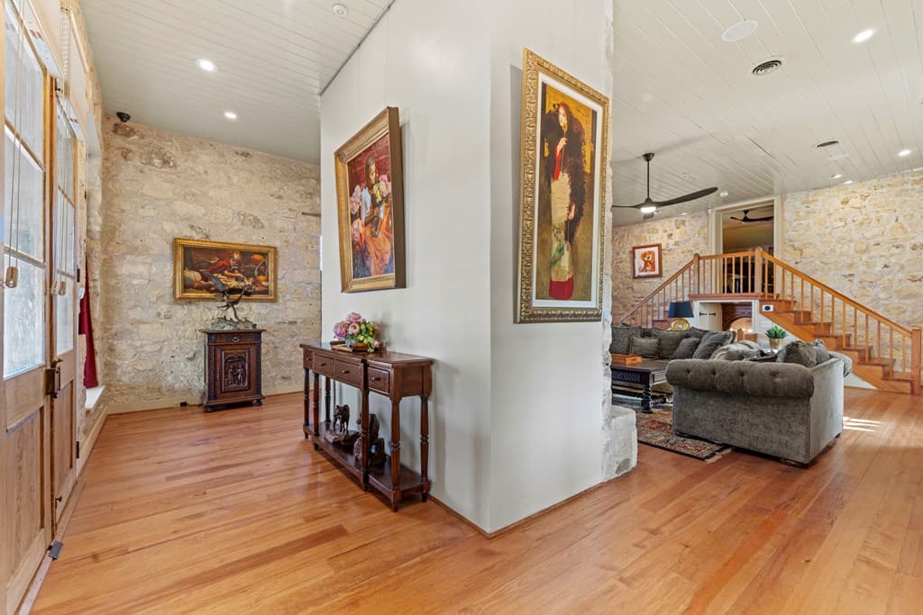 Gallery image 4