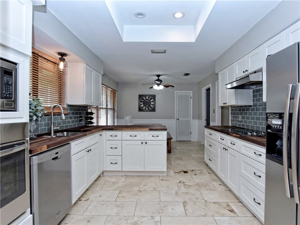 11309 Menodora Dr