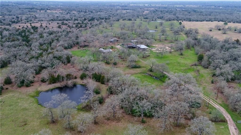 1081 Private Road 5014