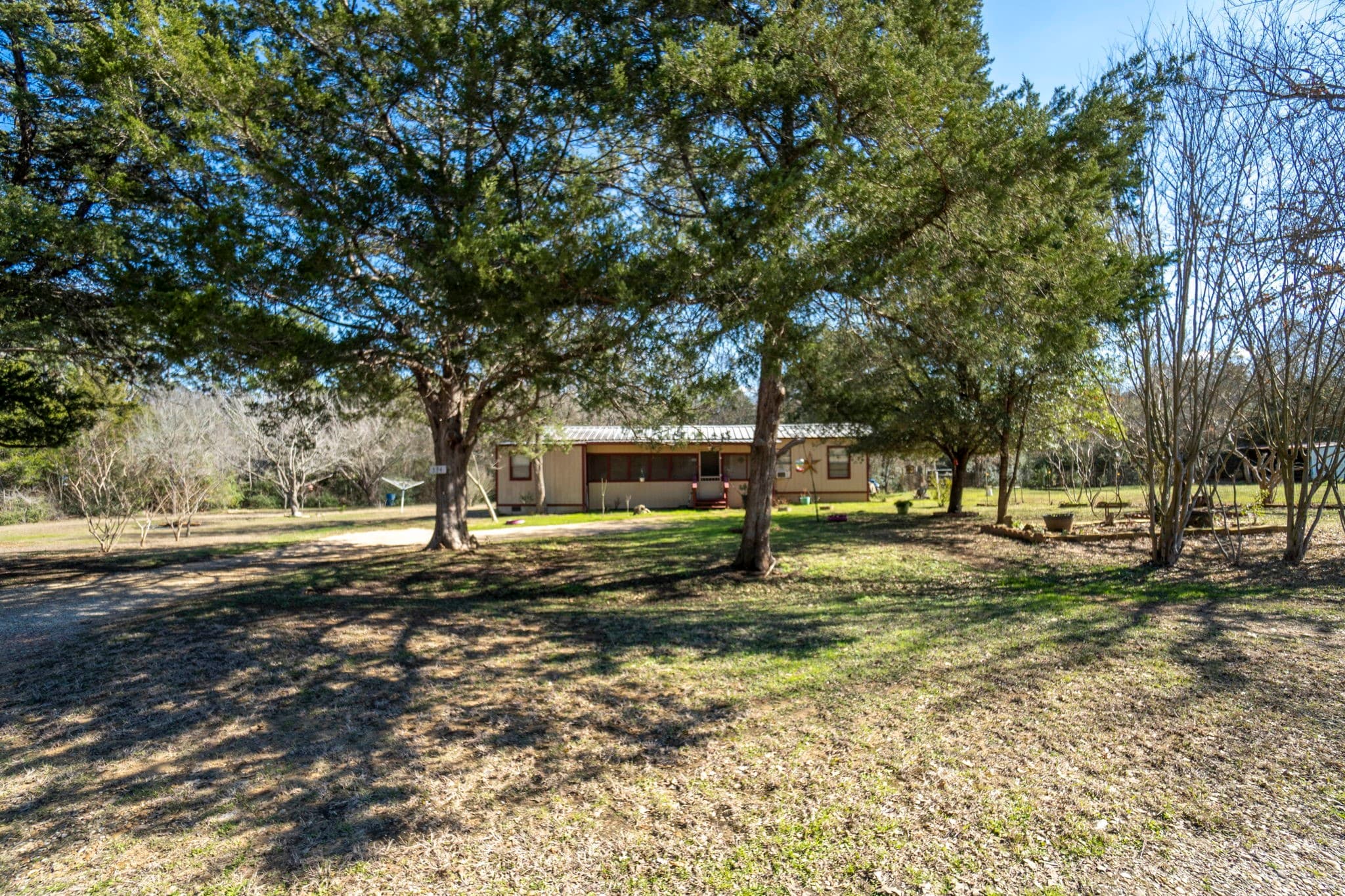 594 Green Valley Dr