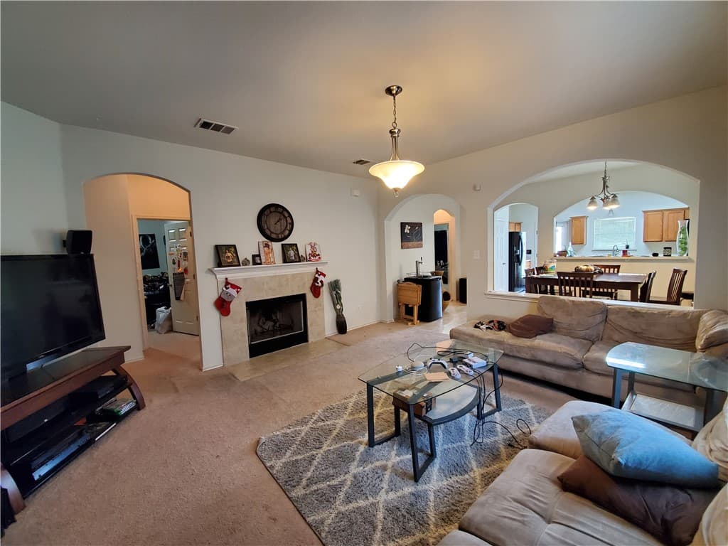 1781 Amberwood Loop