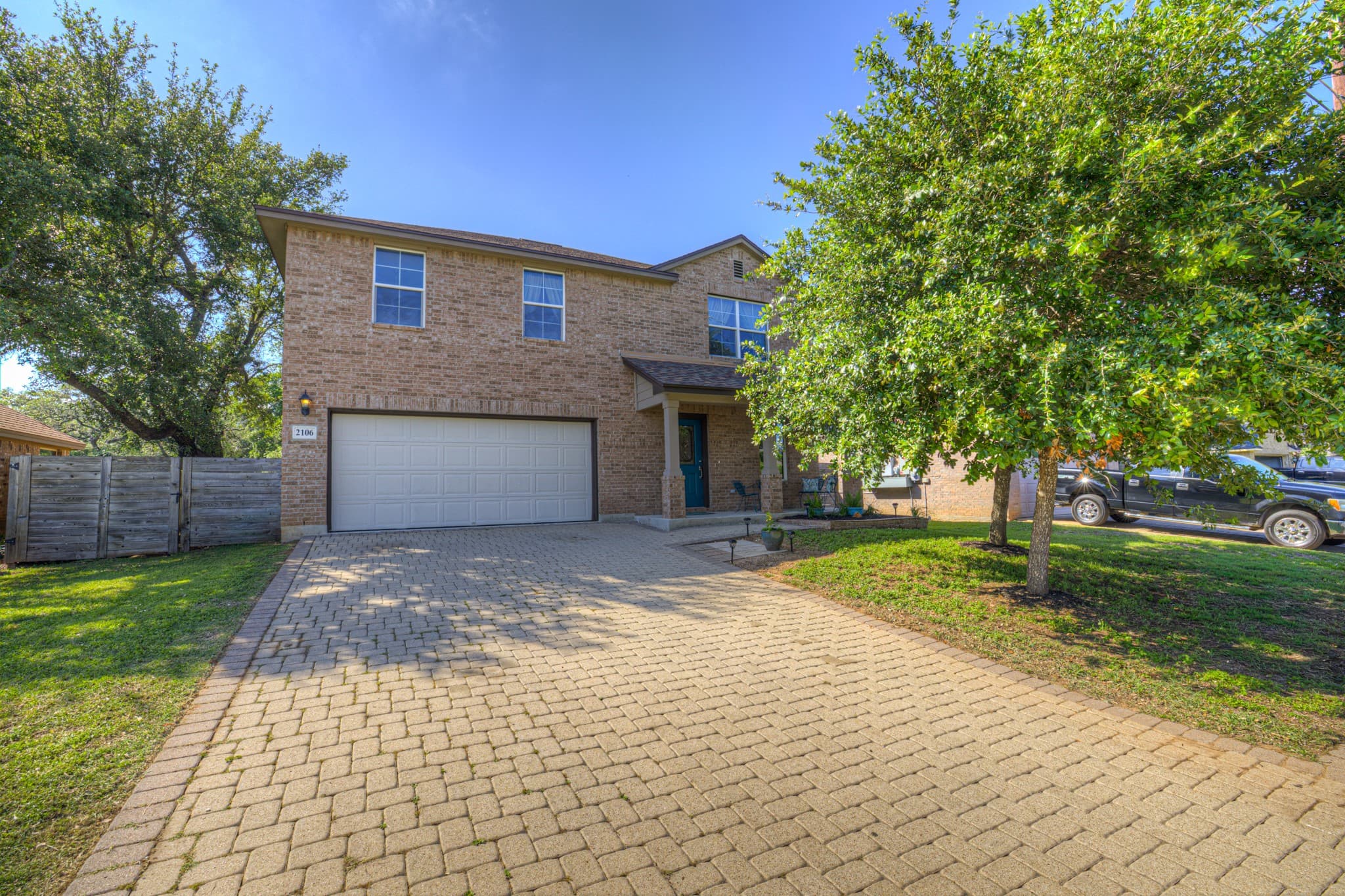 Main property image