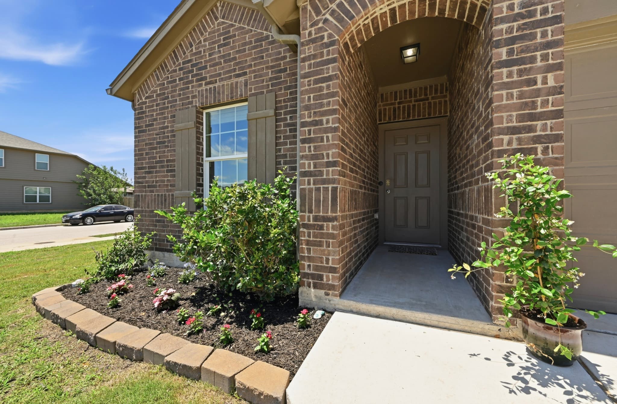 227 Hess Dr