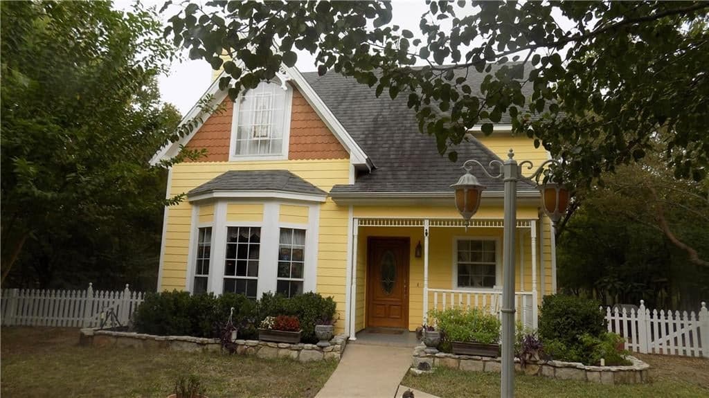 30105 Live Oak Trl
