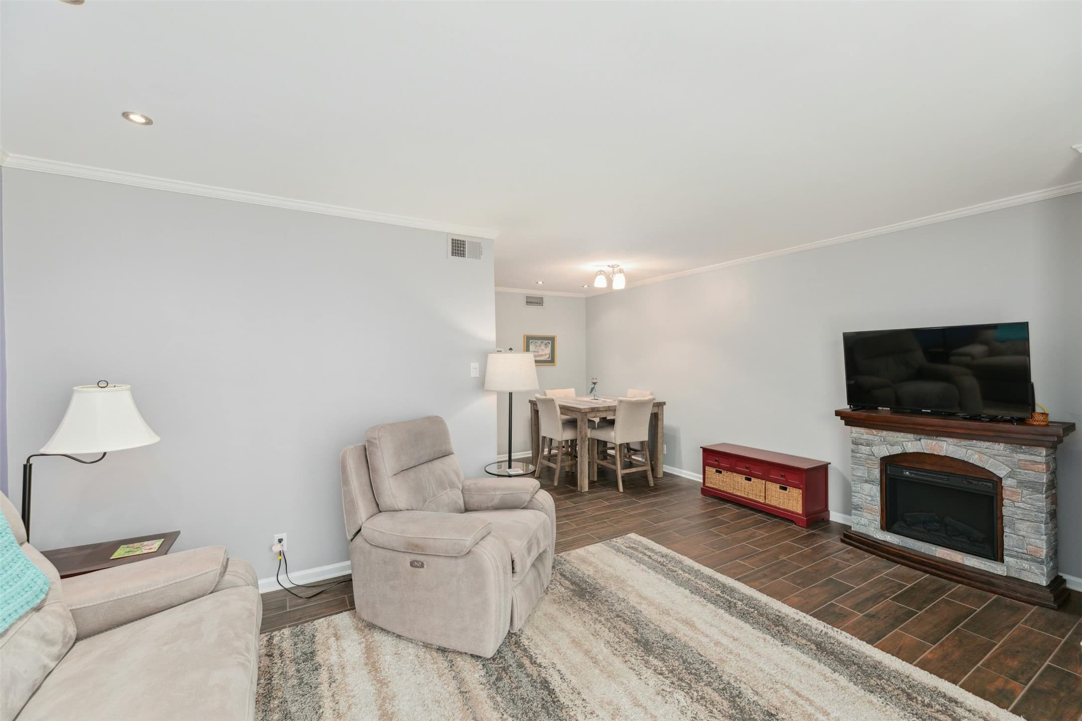 Gallery image 2