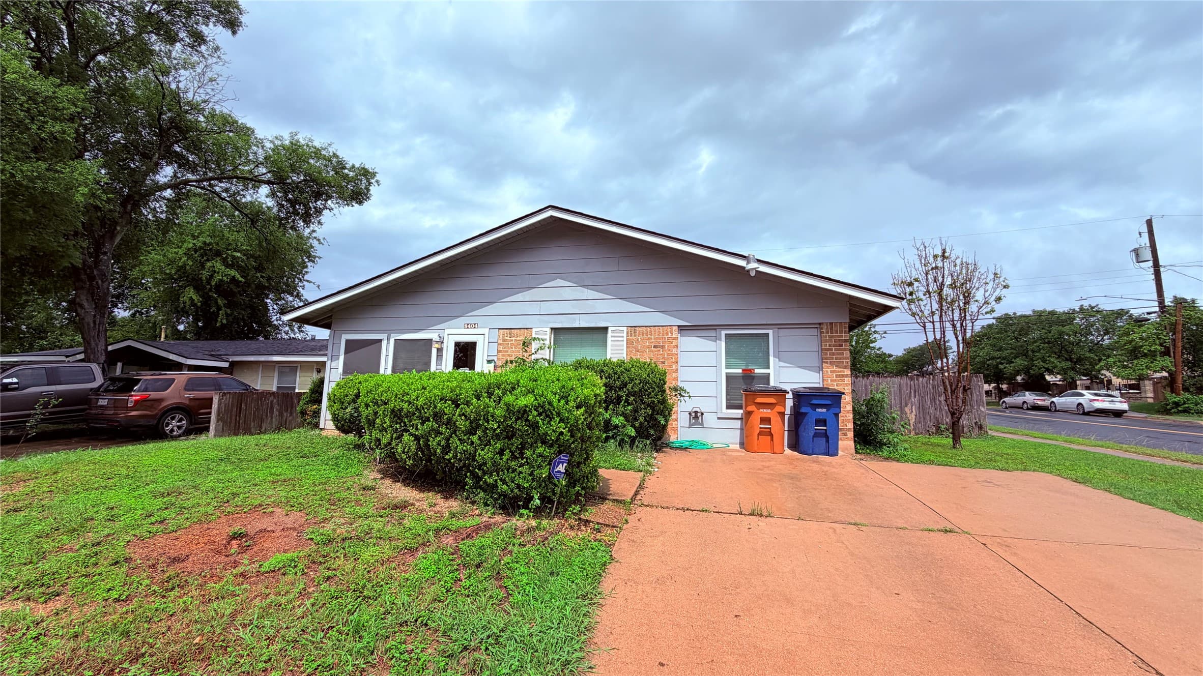 8404 Maine Dr
