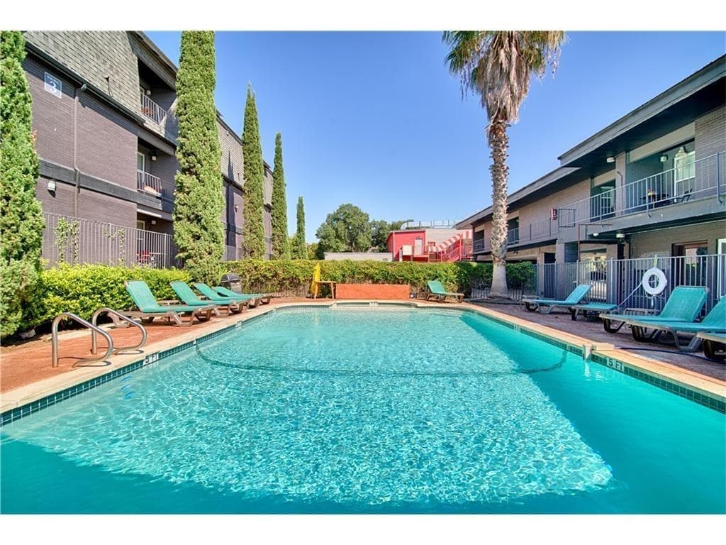 2020 S Congress Ave Apt 2213