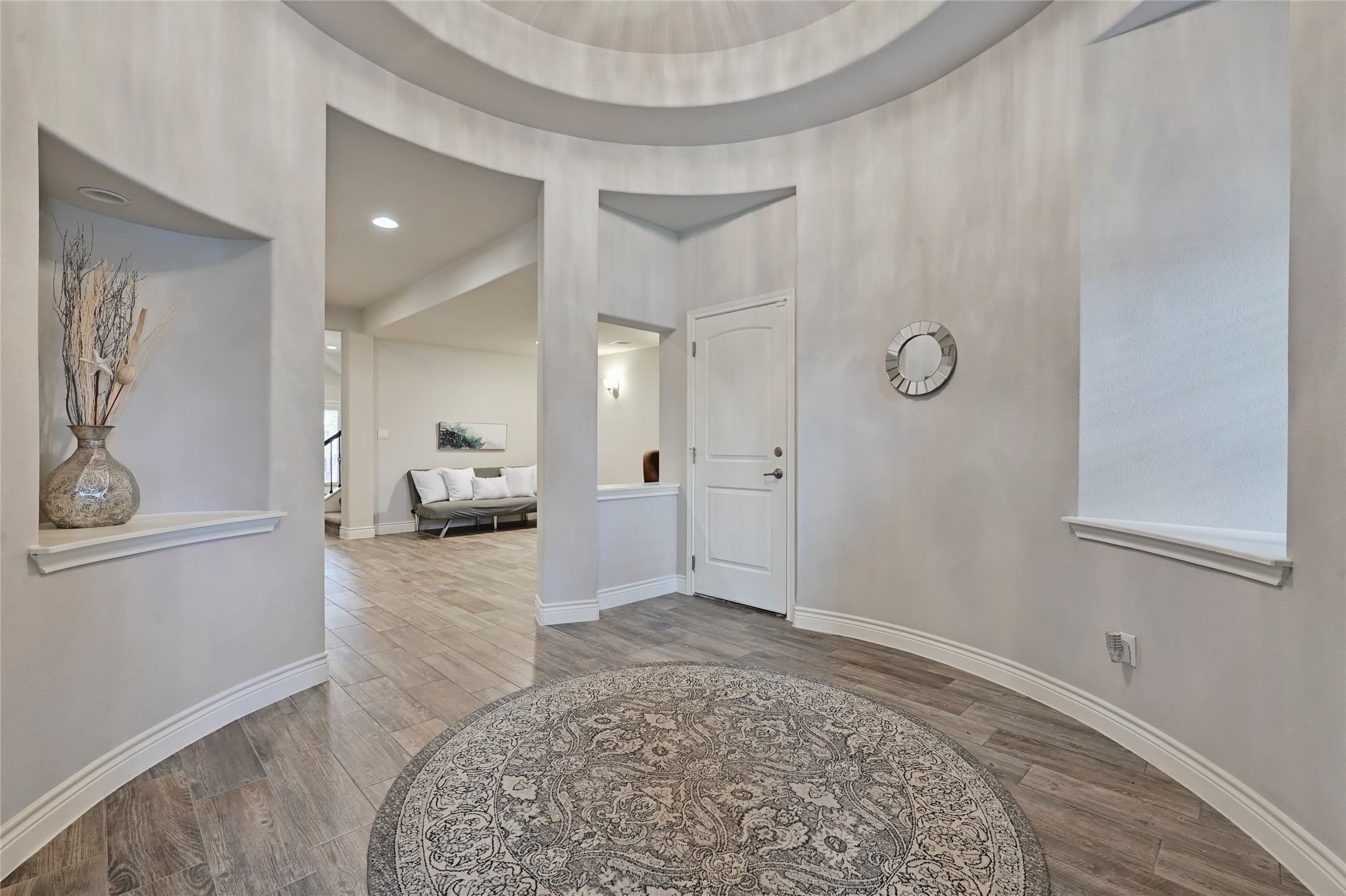Gallery image 3