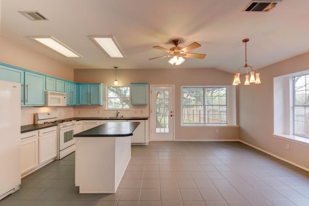 4813 Norman Trl