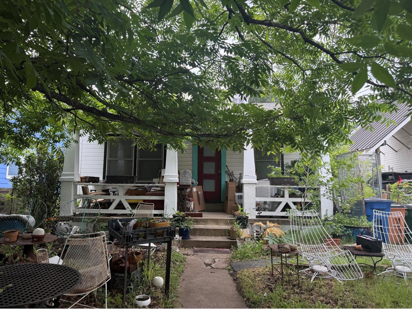 1004 Kinney Ave
