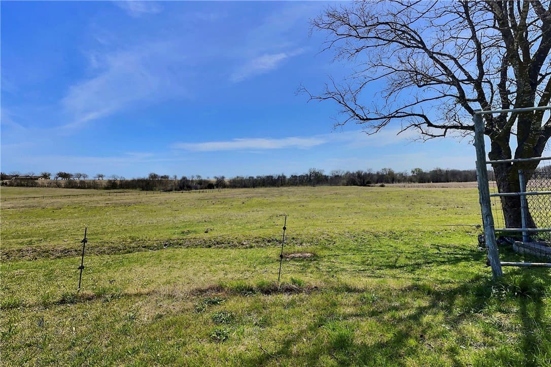 600 County Road 162