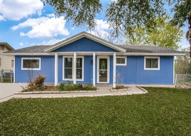 4555 Longvale Dr