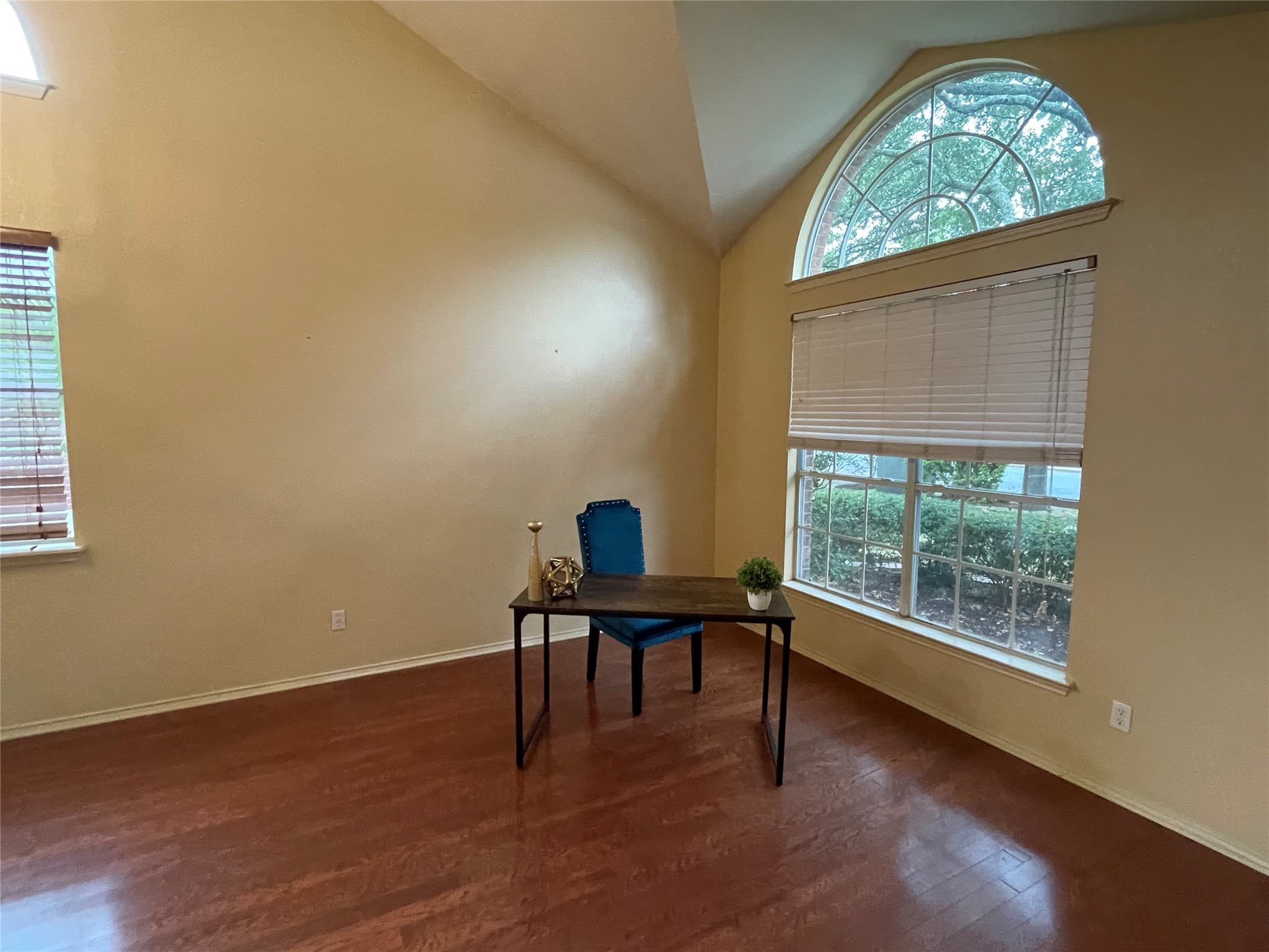 Gallery image 4