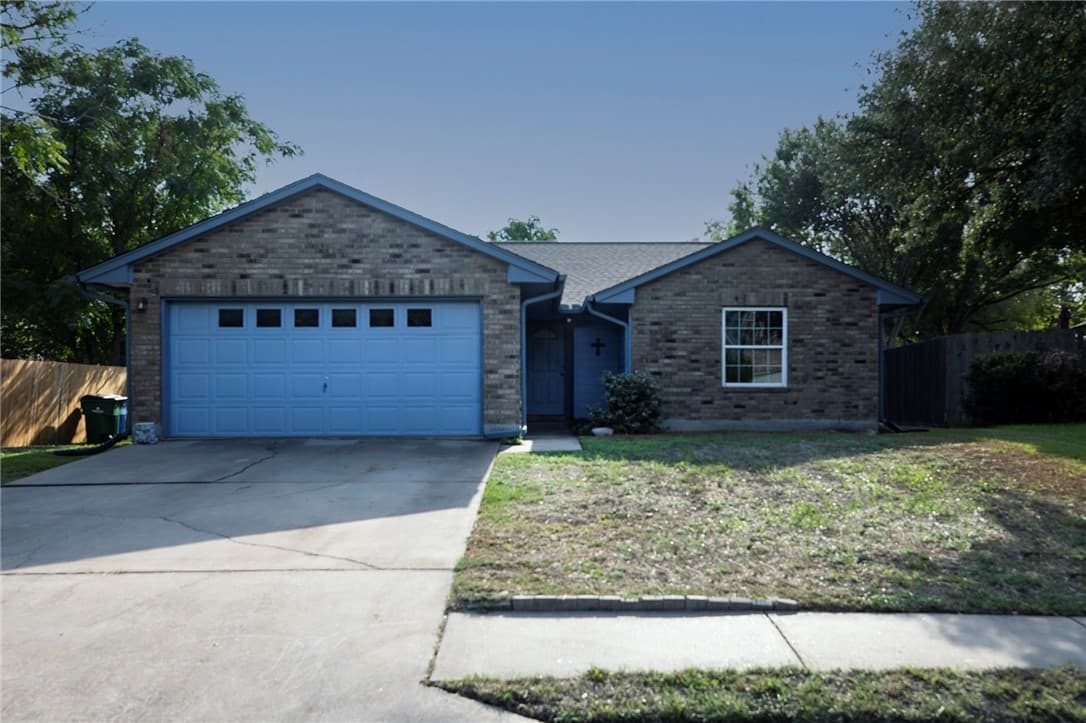 17202 Valley Glen Rd