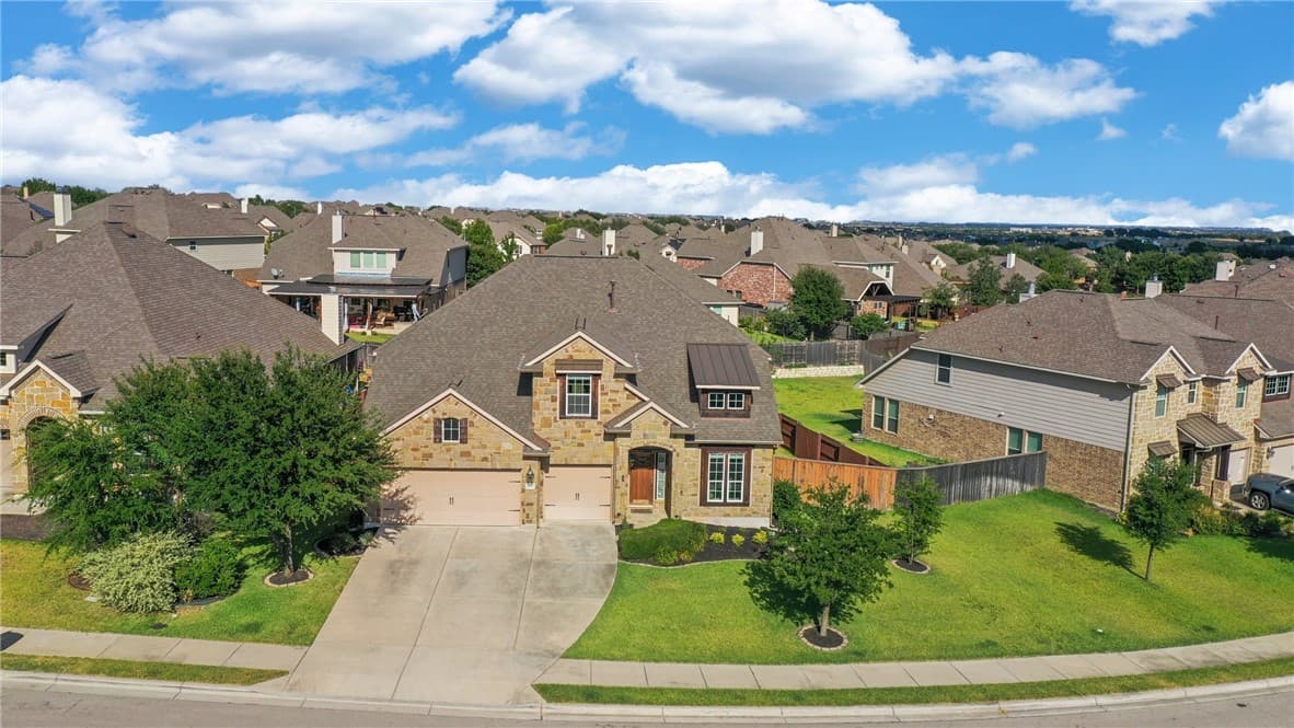 4511 Miraval Loop