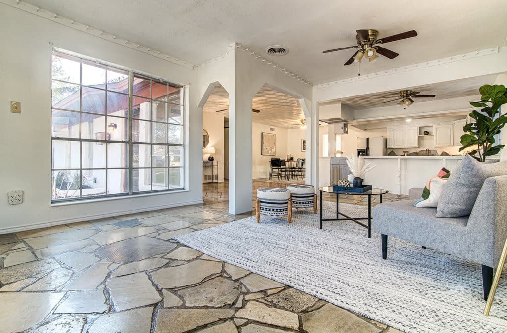 8312 Stillwood Ln