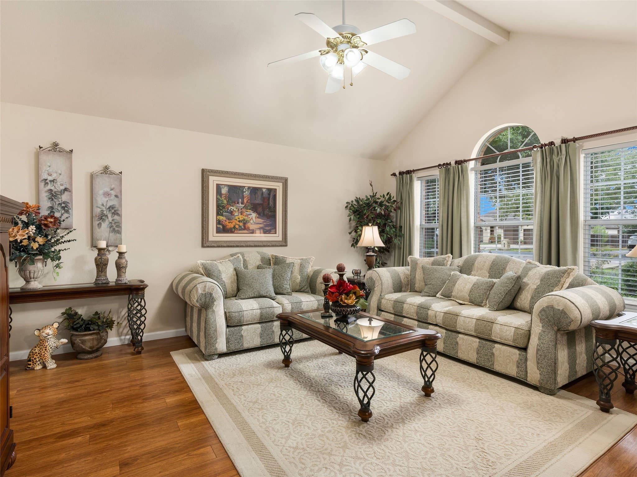 Gallery image 4