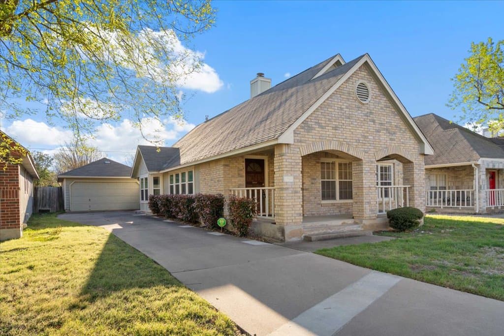 17003 Ardisia Dr