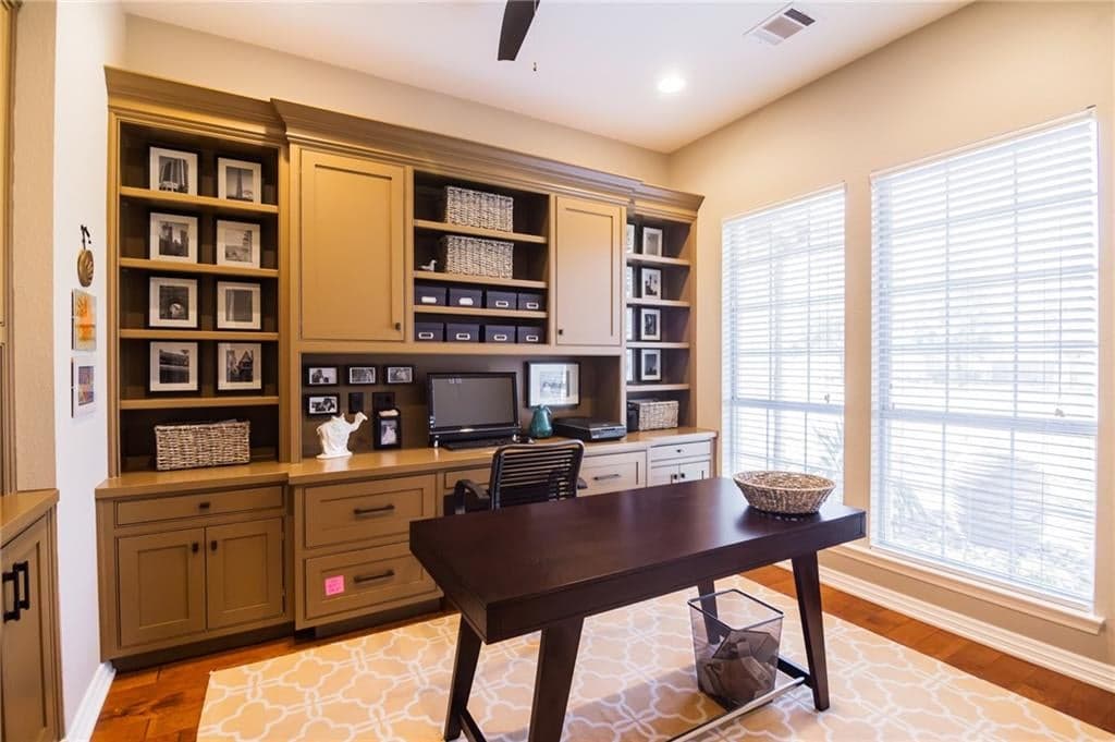 Gallery image 4