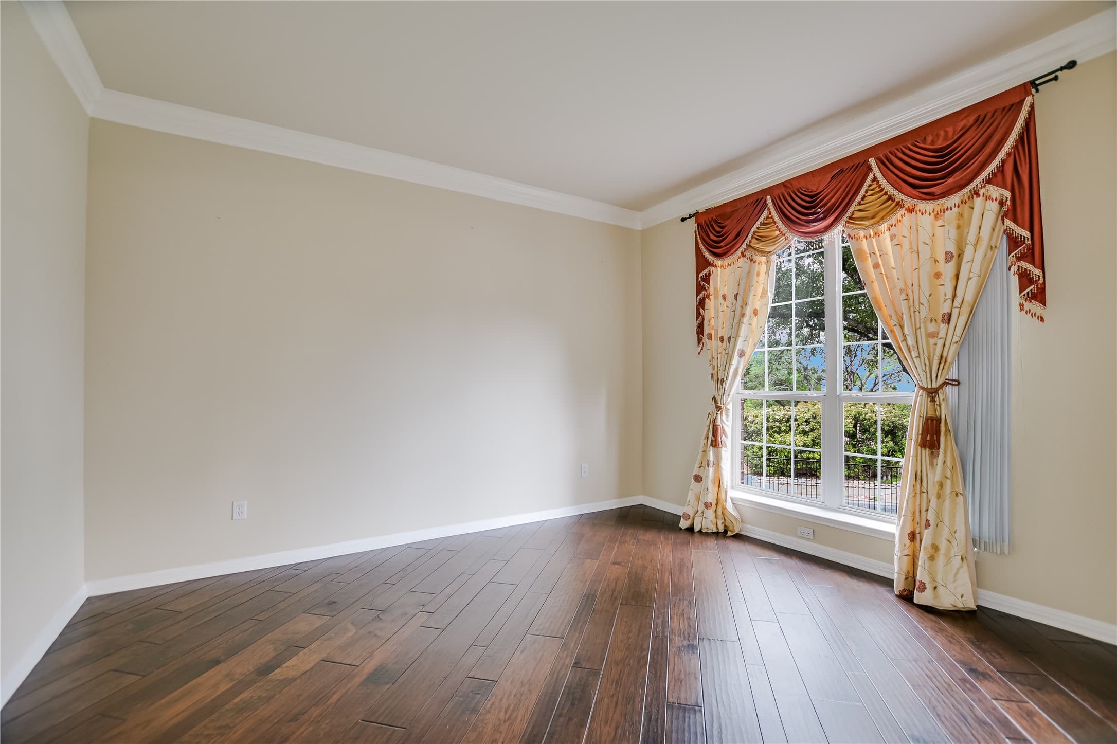 Gallery image 5