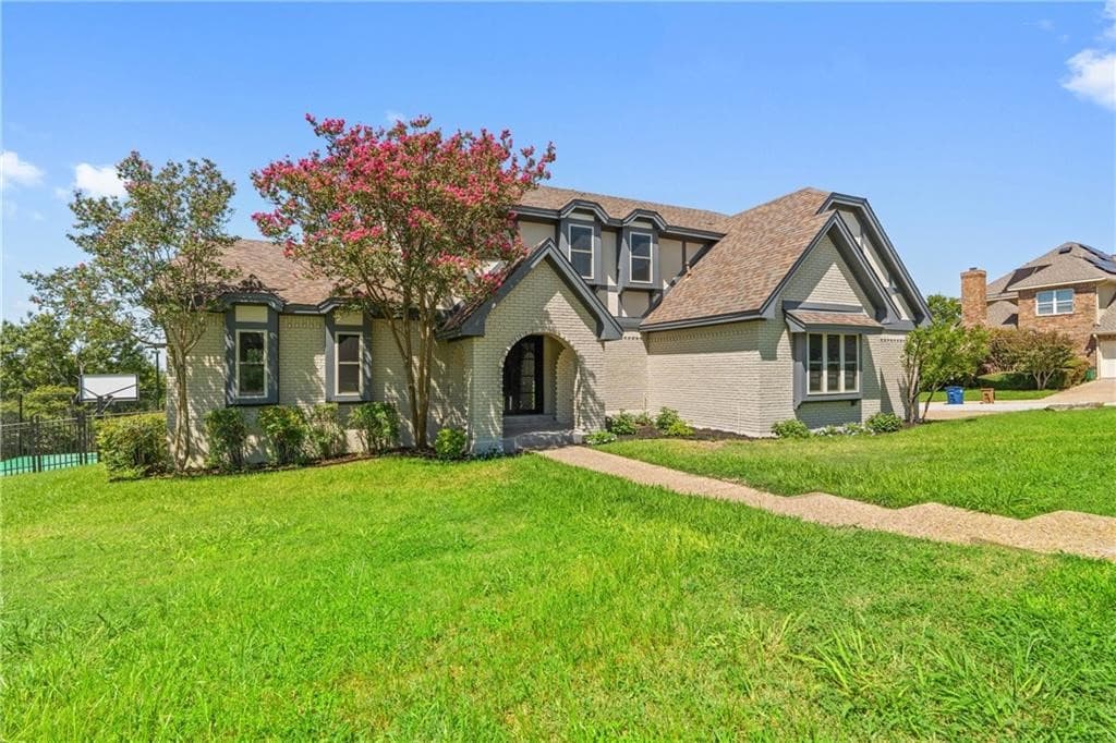 1108 Quaker Ridge Dr