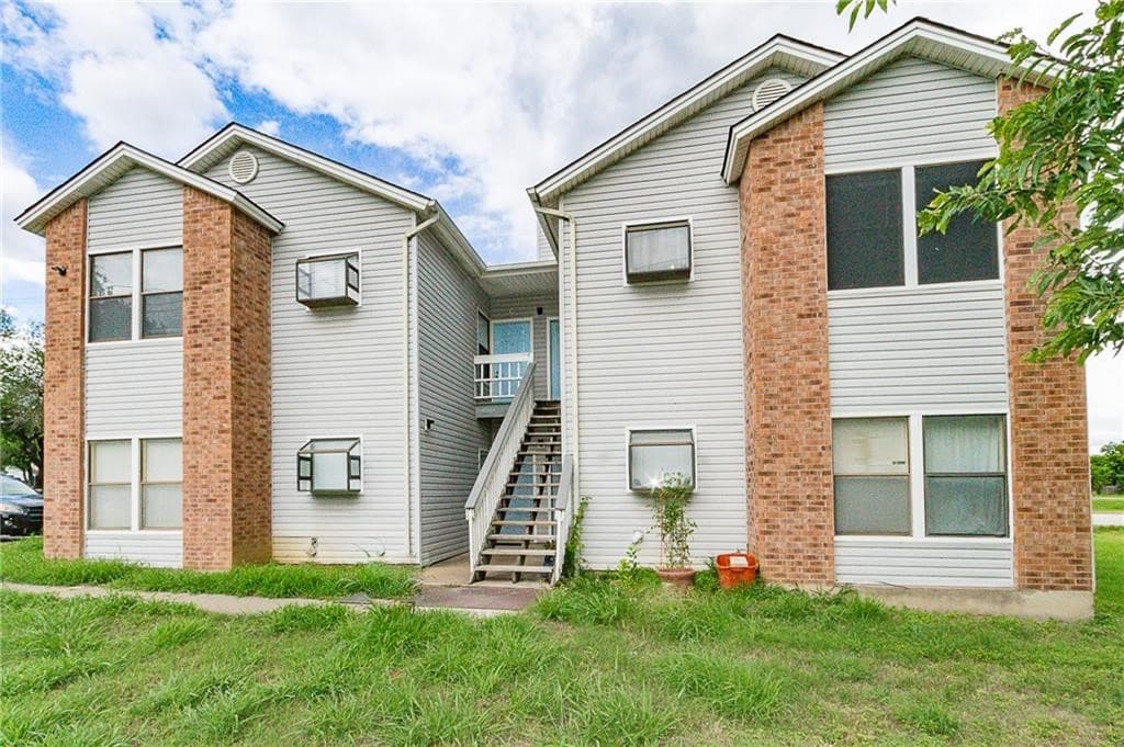 Main property image