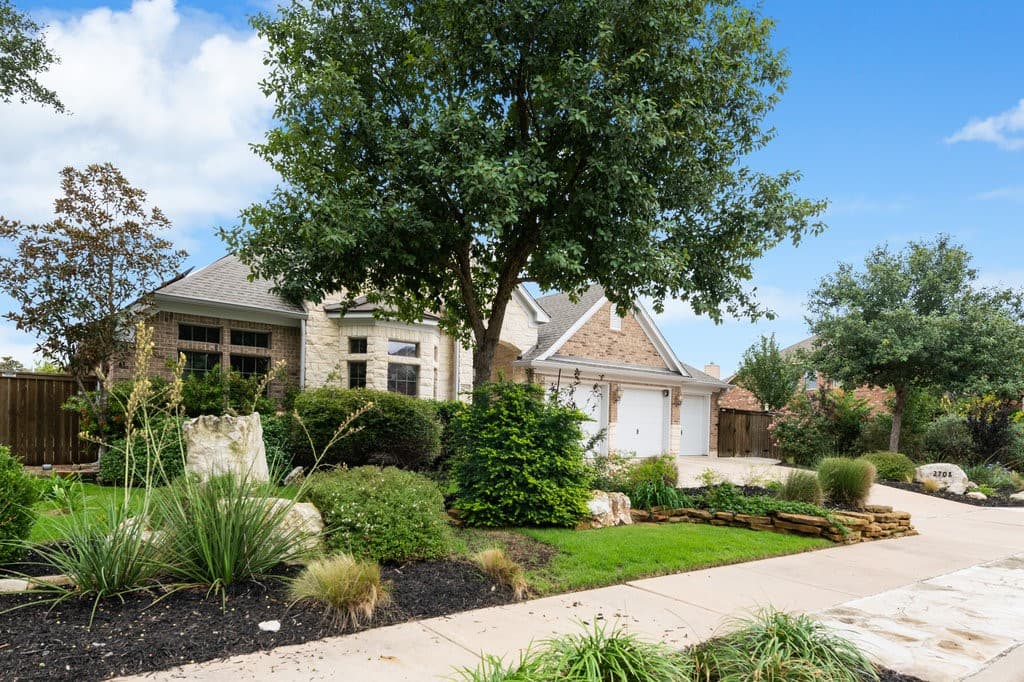 2708 Sun Mountain Dr