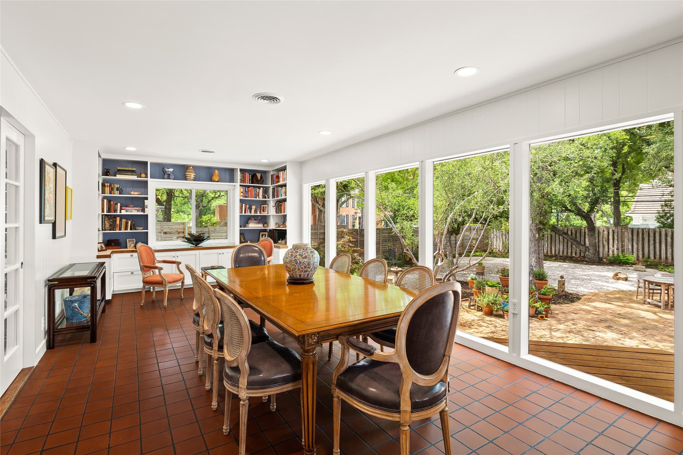 Gallery image 4