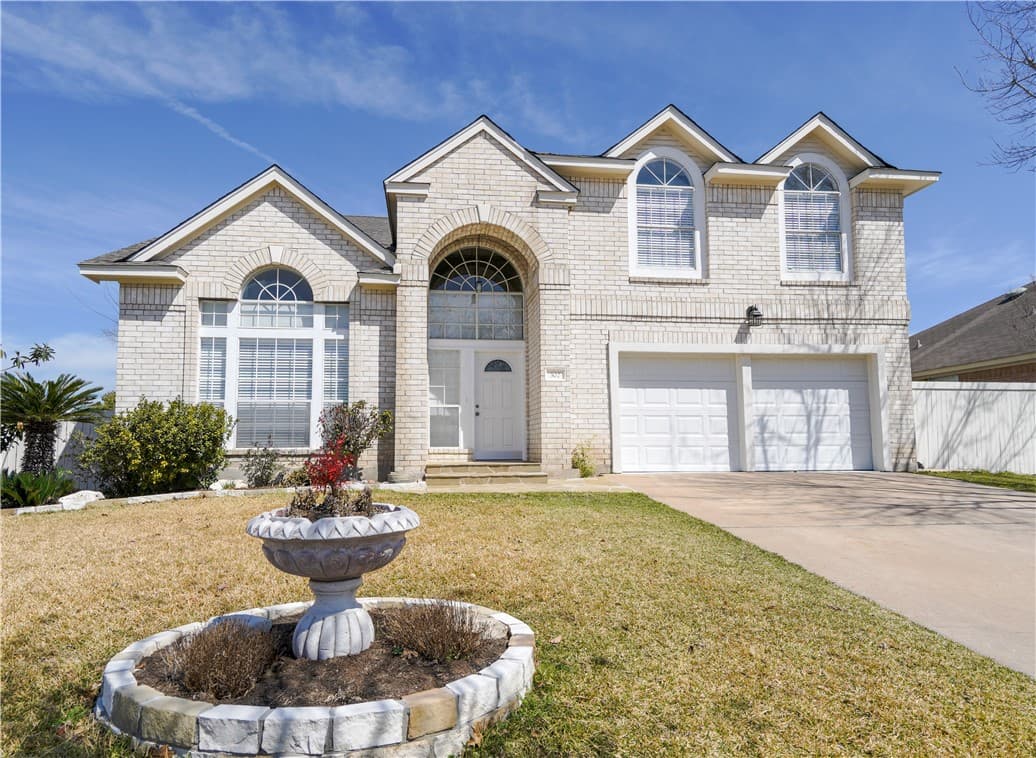 302 Milton Cv