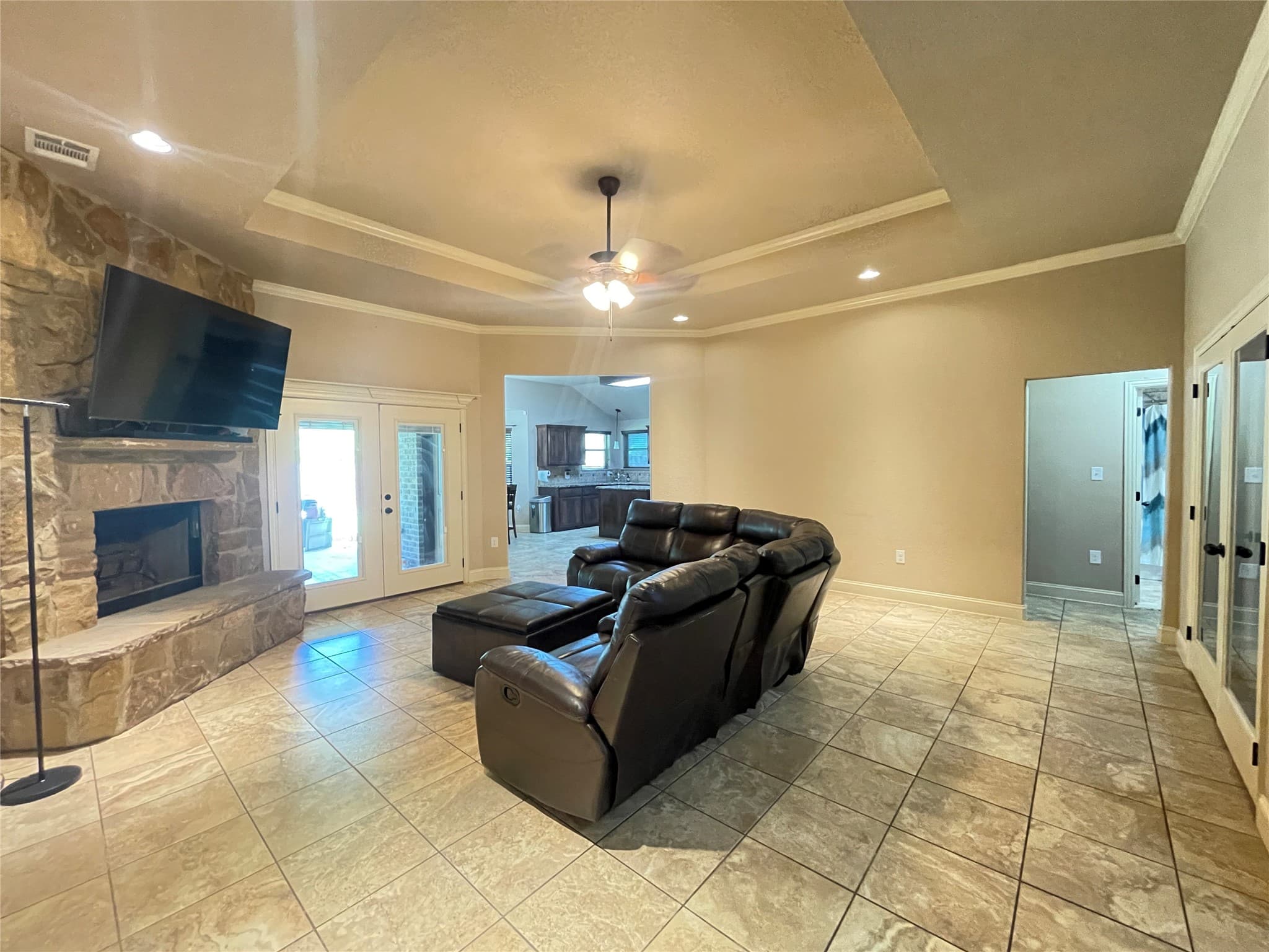 Gallery image 3