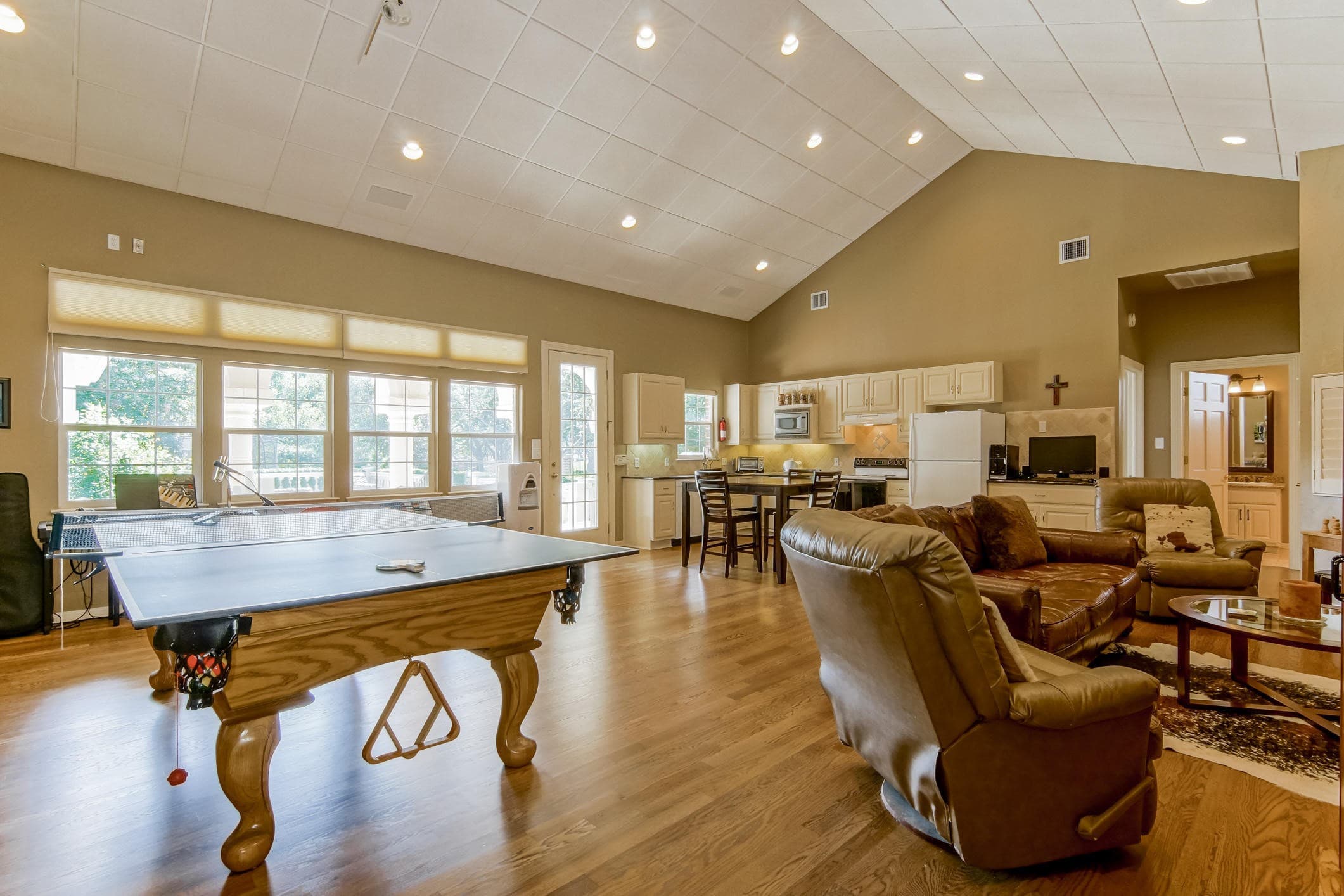 Gallery image 3