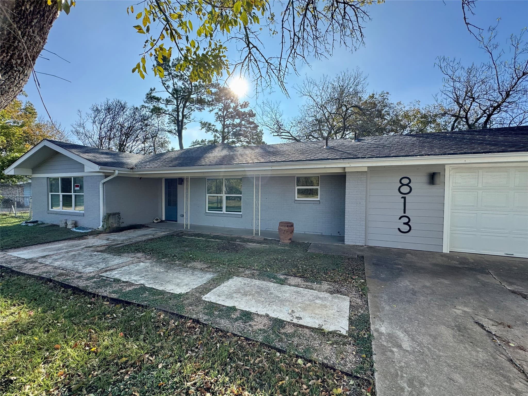 813 Central Ave
