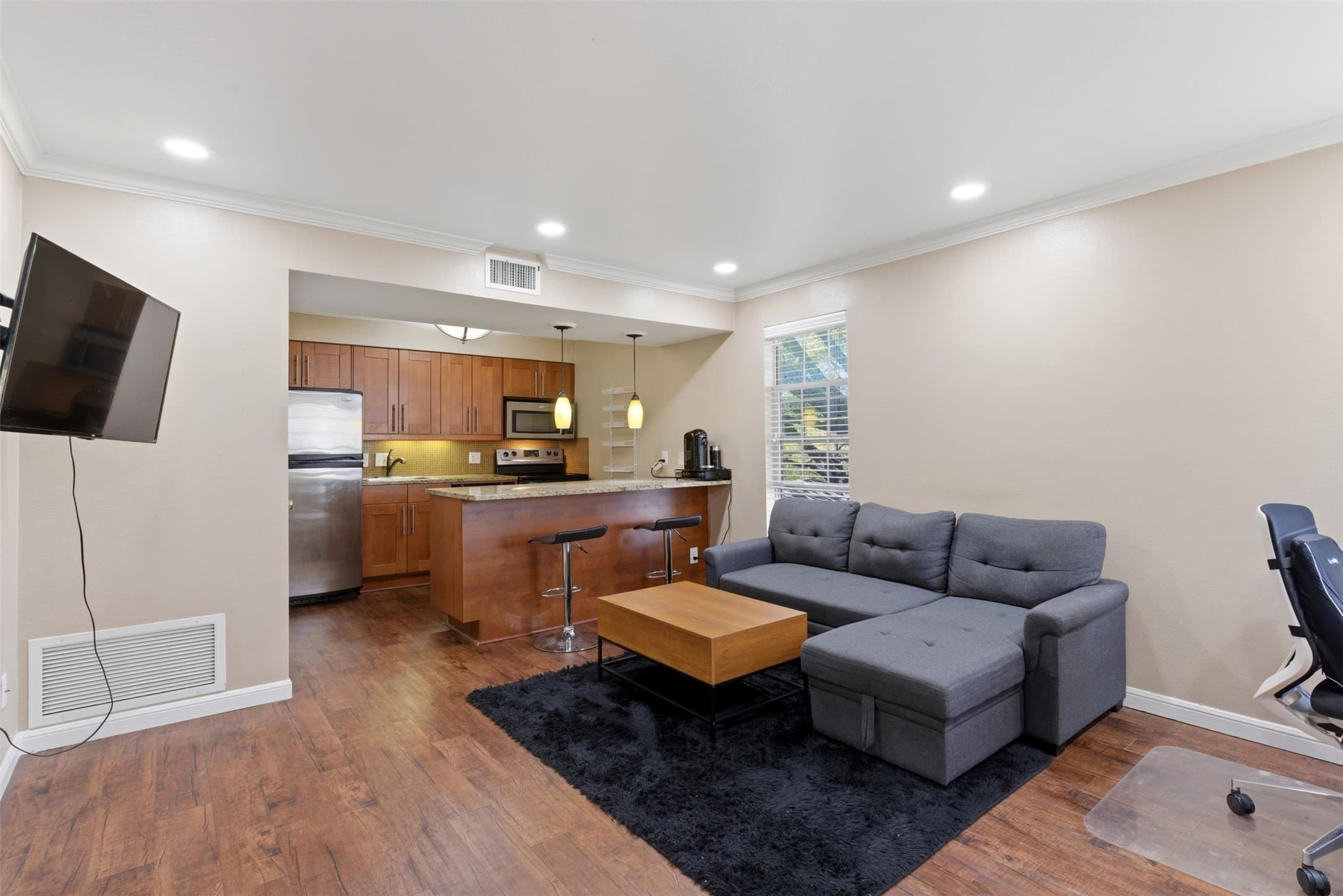 Gallery image 3