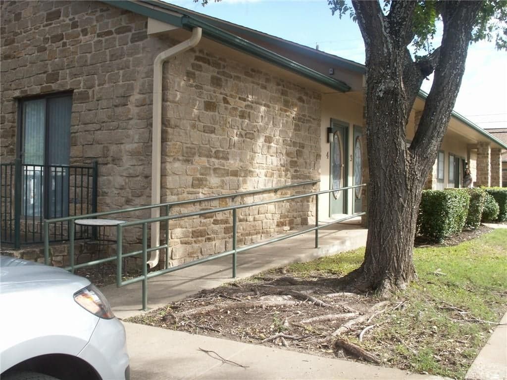 Gallery image 3