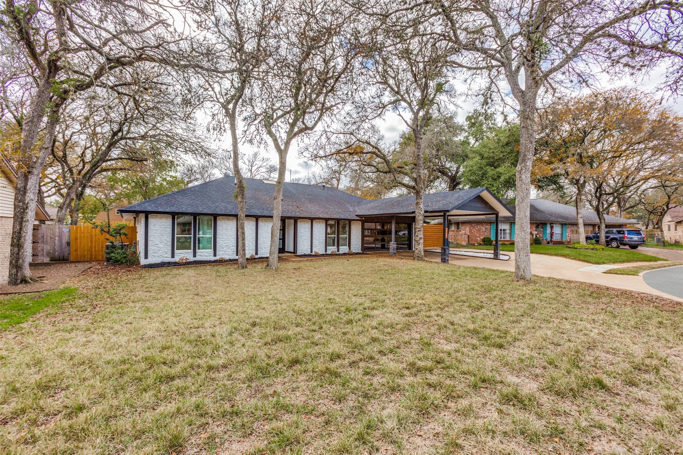 Main property image