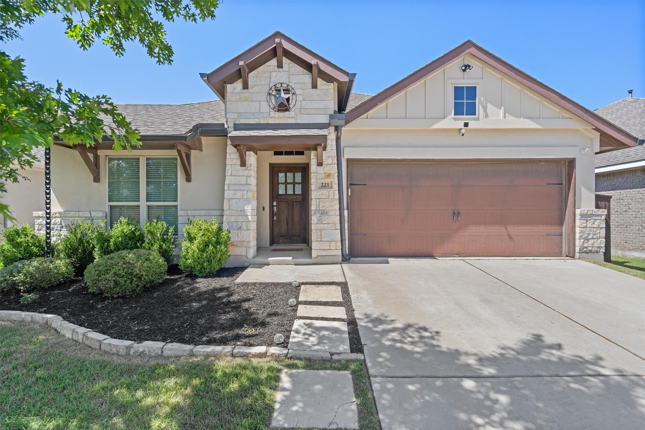 221 Magdalene Way