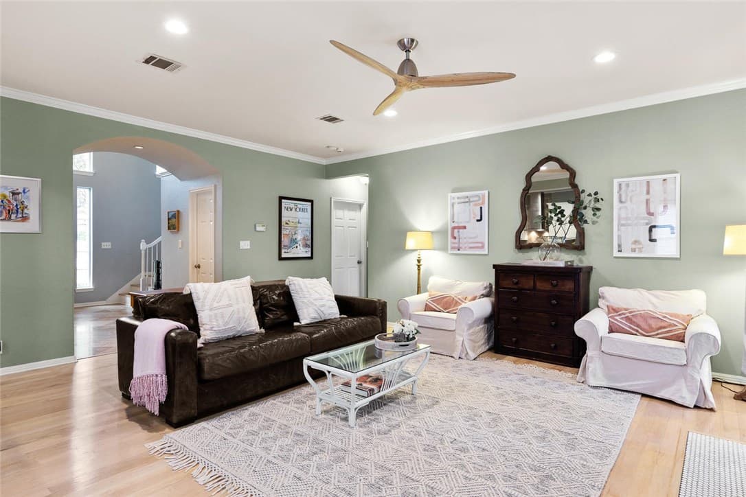 Gallery image 4