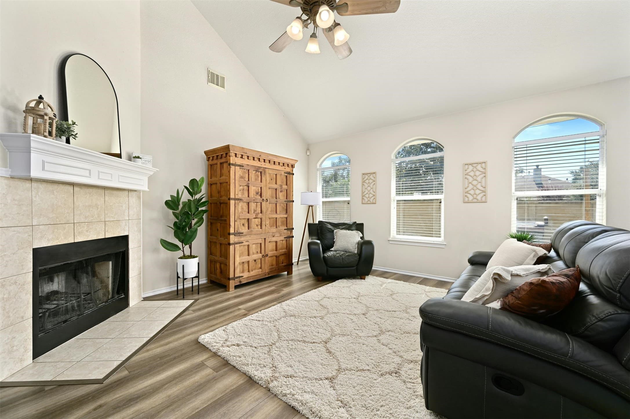 Gallery image 2