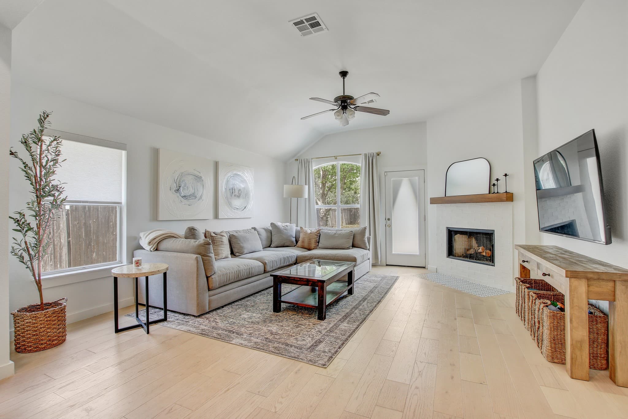 Gallery image 3