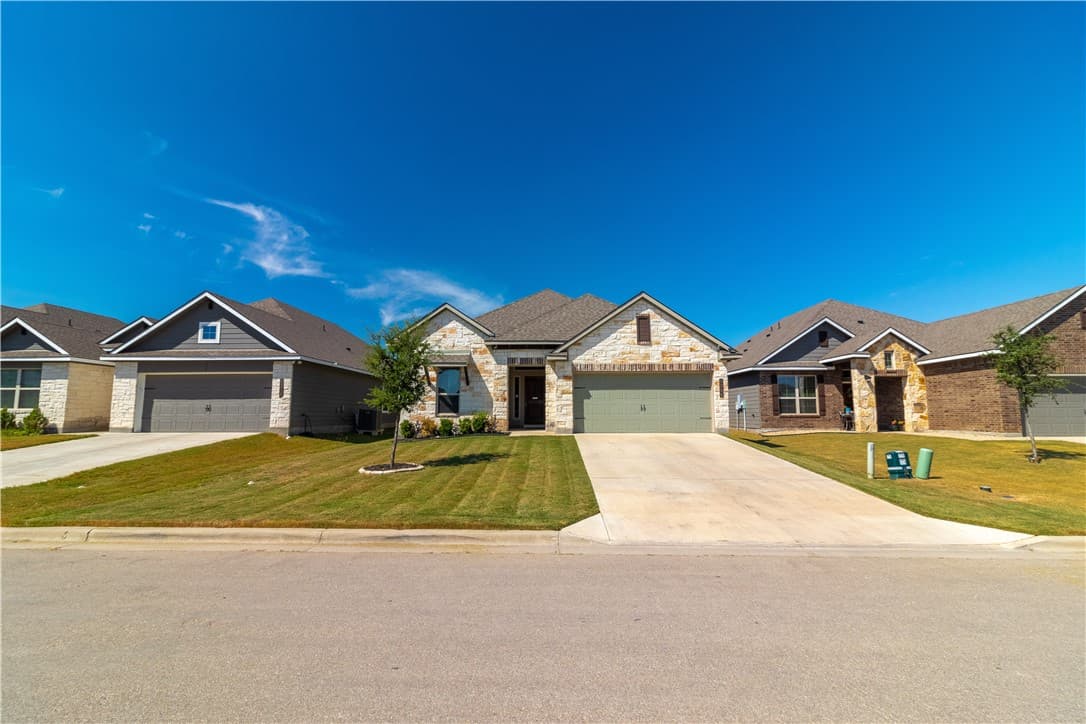 5206 Fenton Ln