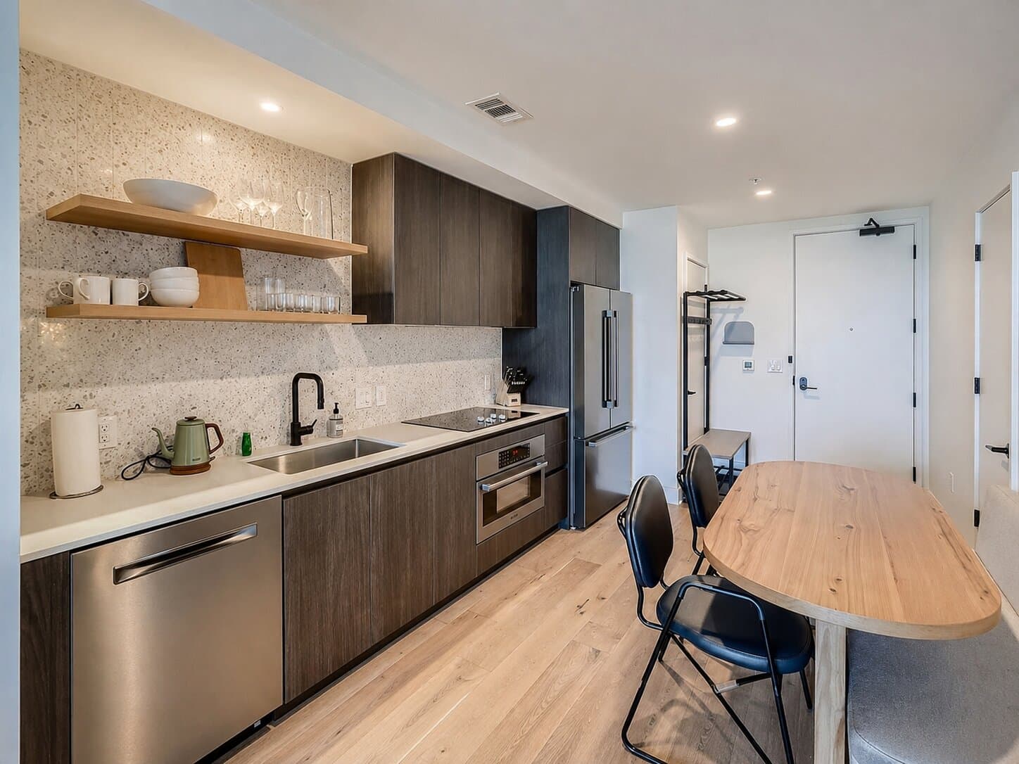 48 East Ave # 3203